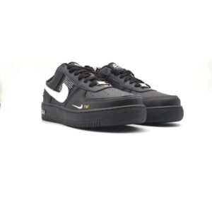 Tênis Nike Air Force V8 Preto e Branco