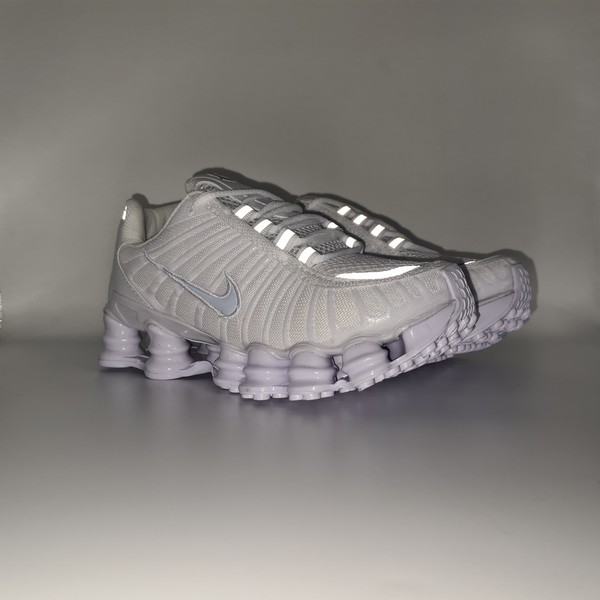 20211018_161023.jpg Tênis Nike Shox 12 Molas Branco