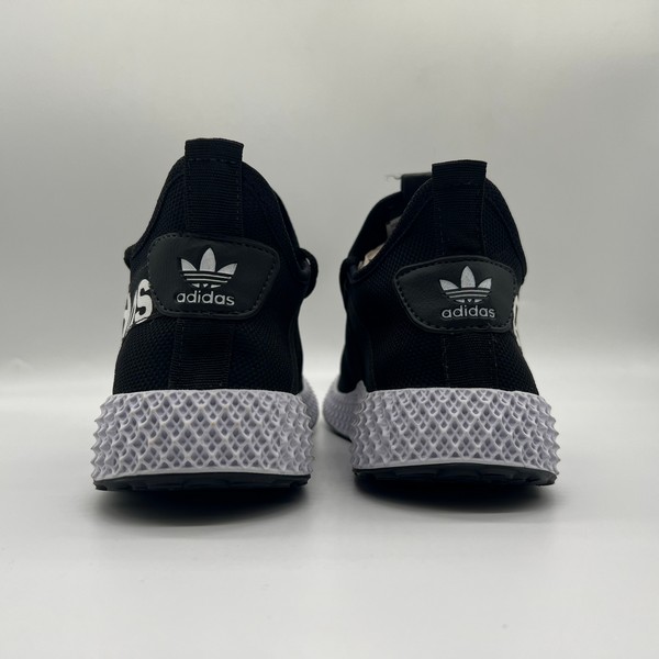 Tênis Adidas 400 Preto e Branco