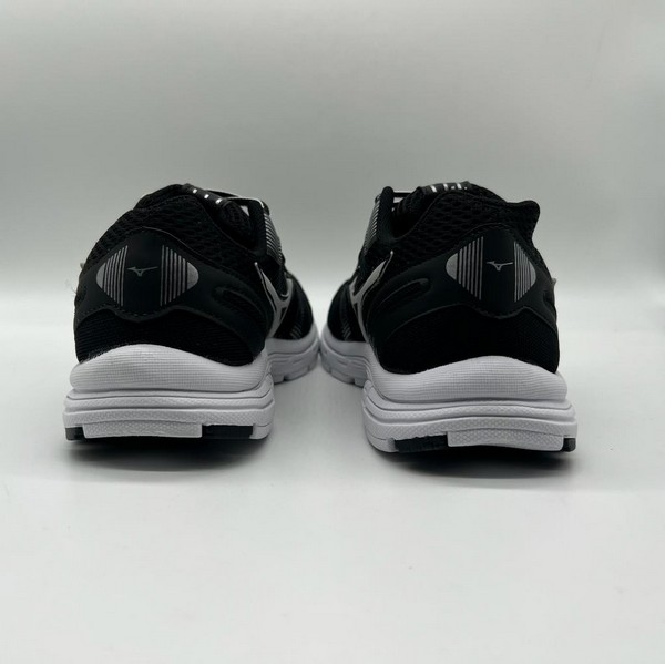 WhatsApp-Image-2023-03-03-at-11.57.27-12.jpg Tênis Mizuno Jet Preto e Branco