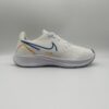 Tênis Nike Trail Branco, Azul e Dourado