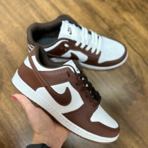 WhatsApp-Image-2024-05-31-at-16.05.49.jpg Tênis Nike Dunk Marrom e Branco (promoção)