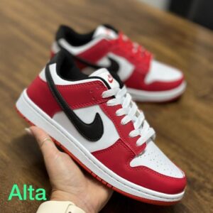 WhatsApp-Image-2024-05-31-at-16.05.50-1.jpg Tênis Nike Dunk Vermelho Branco e Preto (promoção)