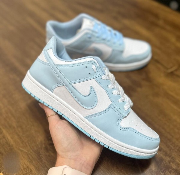 WhatsApp-Image-2024-05-31-at-16.05.50-2.jpg Tênis Nike Dunk Branco e Azul BB (promoção)