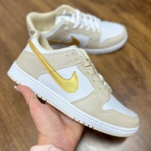 WhatsApp-Image-2024-05-31-at-16.05.50-3.jpg Tênis Nike Dunk Dourado e Branco (promoção)