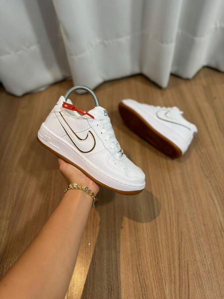 WhatsApp-Image-2024-05-31-at-16.05.52-1.jpg Tênis Nike Air Force Branco e Caramelo Sombra