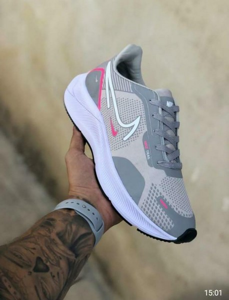 WhatsApp-Image-2024-05-31-at-16.05.55-2.jpg Tênis Nike Trail Cinza e Rosa