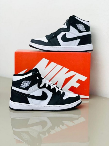 WhatsApp-Image-2024-05-31-at-16.05.56-2.jpg Tênis Nike Air Jordan (Promoção) Preto e Branco