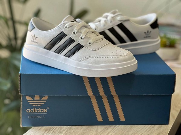 WhatsApp-Image-2024-05-31-at-16.05.59.jpg Tênis Adidas Neo SN Branco e Preto