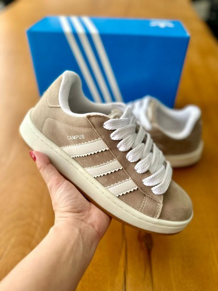 WhatsApp-Image-2024-05-31-at-16.09.20.jpg Tênis Adidas Campus Bege