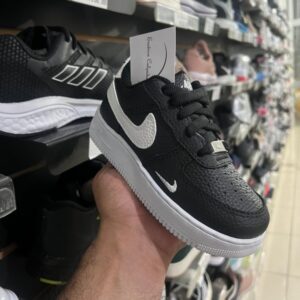 WhatsApp-Image-2024-06-07-at-09.55.05-11.jpg Tênis Nike Air Force Preto e Branco Croco Infantil