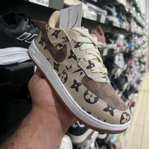 WhatsApp-Image-2024-06-07-at-09.55.05-13.jpg Tênis Nike Air Force LV Bege Infantil