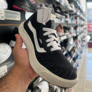 WhatsApp-Image-2024-06-17-at-12.24.29.jpg Tênis Vans Ultrarange Preto e Branco