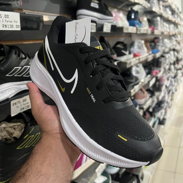WhatsApp-Image-2024-06-17-at-12.24.29-7.jpg Tênis Nike Trail Preto e Dourado