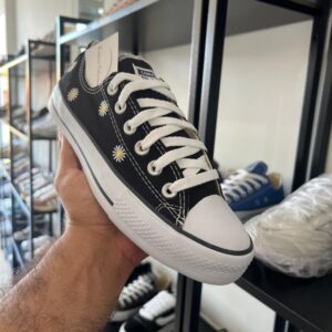 WhatsApp-Image-2024-06-17-at-16.40.31-5.jpg Tênis Converse All Star Preto e Margarida