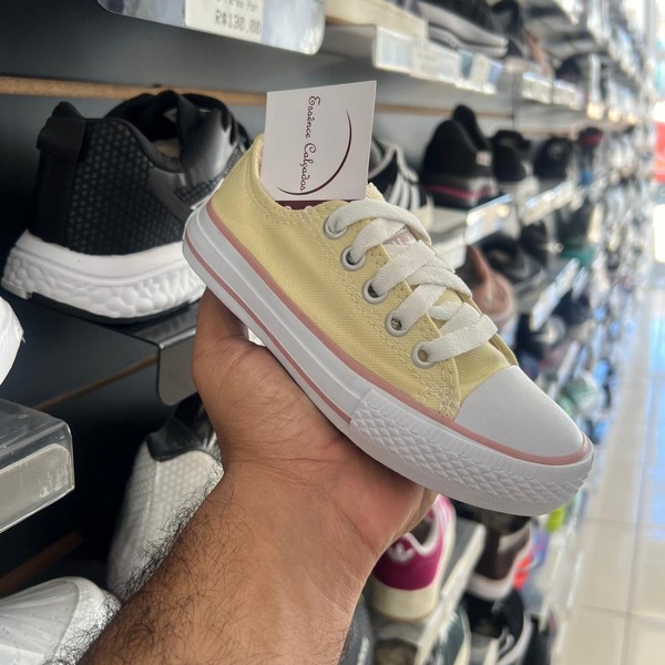 WhatsApp-Image-2024-06-20-at-12.55.29-15.jpg Tênis Converse All Star Amarelo/Rosa