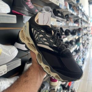 WhatsApp-Image-2024-06-20-at-12.55.29-7.jpg Tênis Mizuno Prophecy LS Preto e Creme
