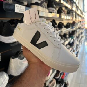 WhatsApp-Image-2024-06-20-at-12.55.51-11.jpg Tênis Vert Branco e Preto