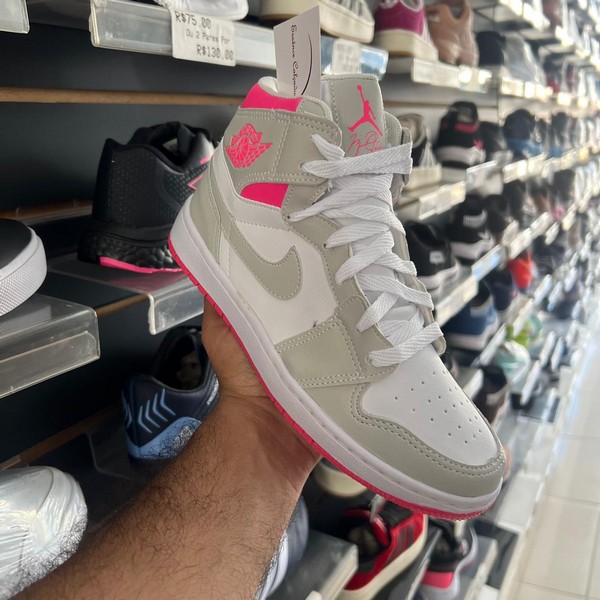Tênis Nike Air Jordan (Promoção) Cinza e Rosa