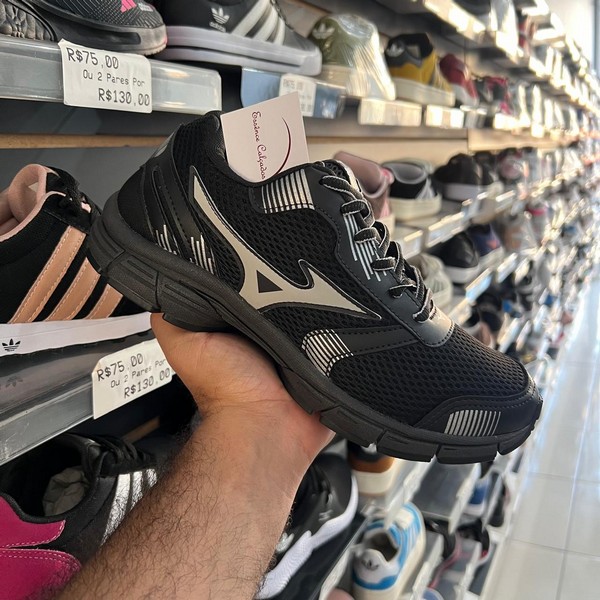 WhatsApp-Image-2024-08-16-at-17.28.52-4.jpg Tênis Mizuno Jet Preto e Preto