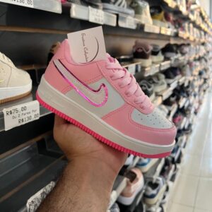 WhatsApp-Image-2024-08-16-at-17.28.55-2.jpg Tênis Nike Air Force (Infantil) Rosa e Branco