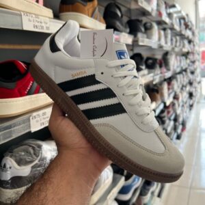 WhatsApp-Image-2024-09-05-at-10.27.53-1.jpg Tênis Adidas Samba Branco Preto Marrom